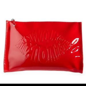 - - Cristien Louboutin